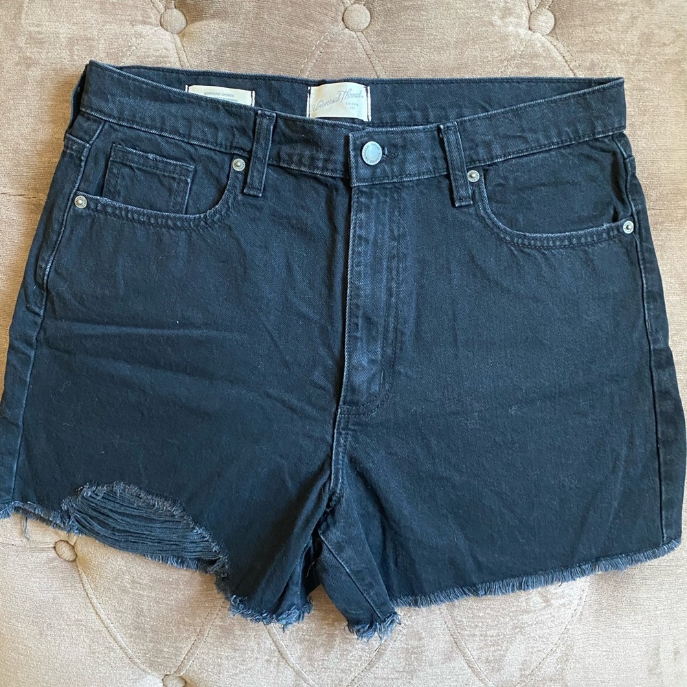 Universal Thread Boyfriend Shorts